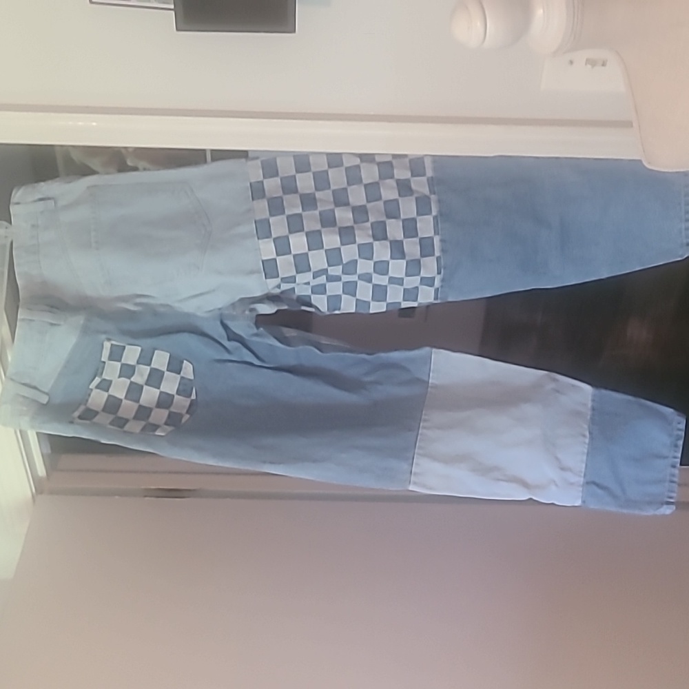 Jean's - Picture 2 of 2